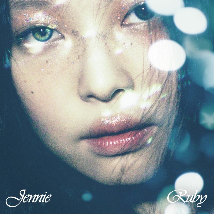 jennie-japan-exclusive-cd-jewel-case.jpg