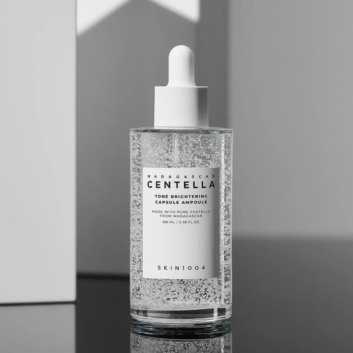 Skin-1004-Madagascar-Centella-Tone-Brightening-Capsule-Ampoule-Serum-do-twarzy-rozjaśniające-100ml-1.jpg