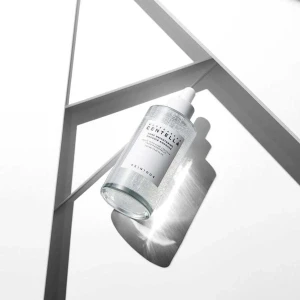 Skin-1004-Madagascar-Centella-Tone-Brightening-Capsule-Ampoule-Serum-do-twarzy-rozjaśniające-100ml-2.jpg
