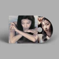 le-sserafim-boompala-single-cd-hong-kazuha.webp