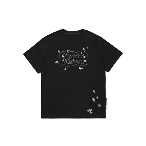 illit-iconic-by-mistake-t-shirt.png