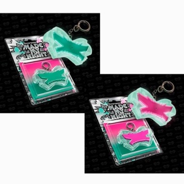 LE SSERAFIM Made My Night GLOW CLICKER KEYCHAIN VER. 