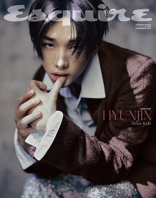 esquire-korea-11-2026-hyunjin-b.jpg