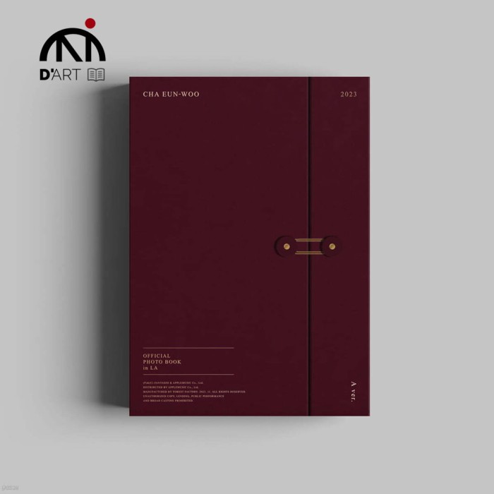 ASTRO-CHA-EUN-WOO-2023-OFFICIAL-PHOTOBOOK-in-LA-(A-version).jpg